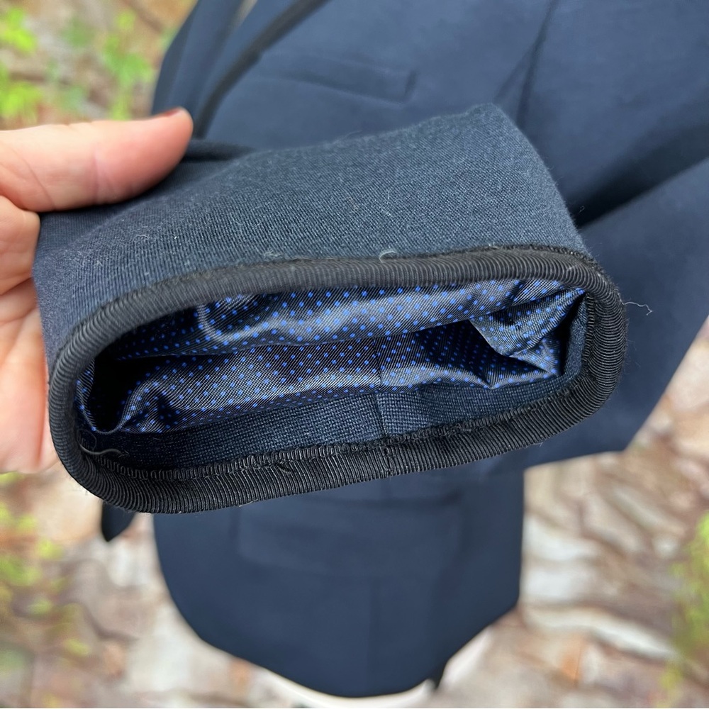 GAP The Academy Dark Academia Navy Blue/Black Trimmed Fitted Preppy Blazer, 8 - Picture 6 of 13